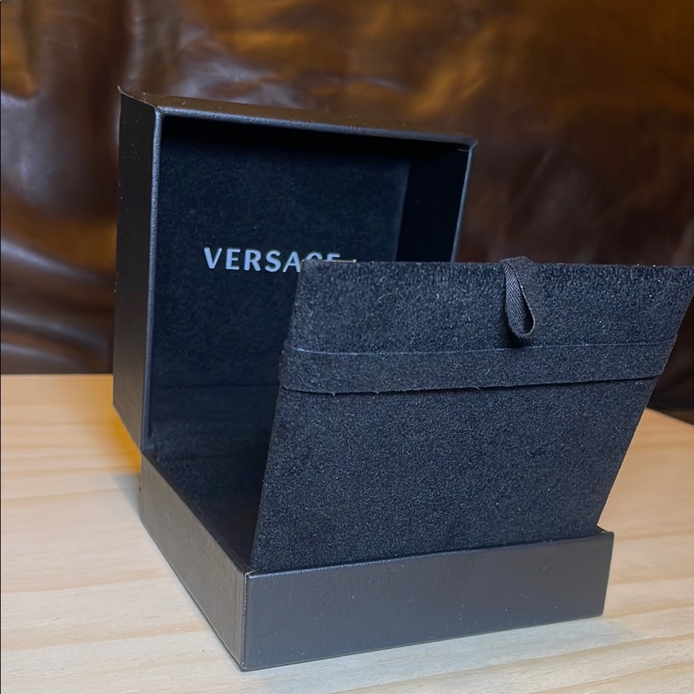 Versace Leathered Accessory Box - Picture 3 of 7
